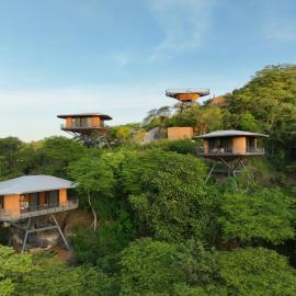 Suitree Experience Hotel, hotel Guanacastéban