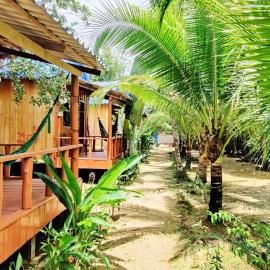 Mangrove Beach Bungalows, hotel in Koh Rong Sanloem