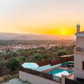Paraíso Villa de Granada, hotel en Dúrcal