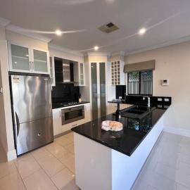 Executive Villa Close To CBD with Spa, hotell sihtkohas Prospect