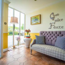 Dingle Bambury House Accommodation, מלון בדינגל