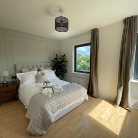 Quiet Luxe Home with GYM and Free Parking, hotel in Thamesmead