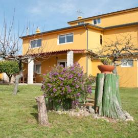 4 habitaciones, jardín y vistas al mar