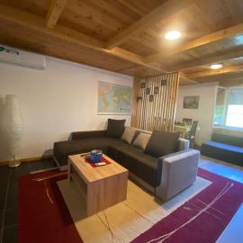 Cute lodge in Zeta、Mahalaのホテル