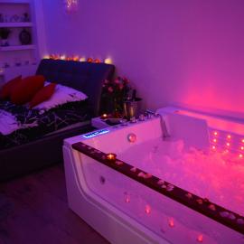 Jacuzzi Apartament