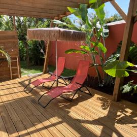 KazaCoco Bungalow à 5 min à pieds du lagon, hotel in La Saline les Bains