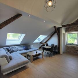 Amstetten Penthouse、アムシュテッテンのホテル