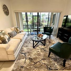 Awesome Apartment near the Beach