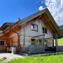 Chalet Grimmingblickhütte by Interhome