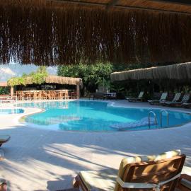 Hotel Riverside, hotel u gradu Dalijan