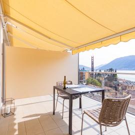 Casa Elea_ Panoramic Attic in City Center