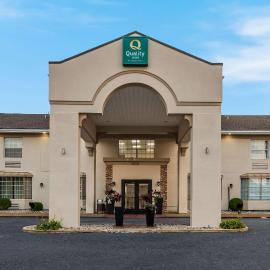 Quality Inn Saint Louis Airport, hotel in Woodson Terrace