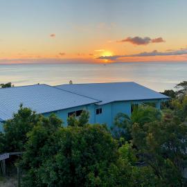 Blue Ocean View Beach House, Tangalooma Resort, Hotel in Tangalooma