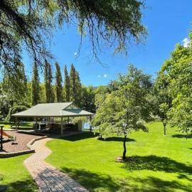 Chestnut Tree Holiday Units