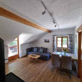 Ferienwohnung Gschwendt โรงแรมในGföhl