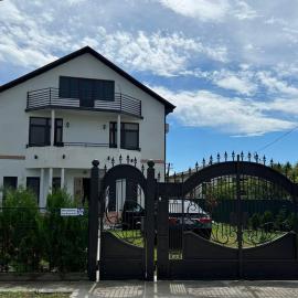 GRAND ANAKLIA - Guest Hotel, hotelli kohteessa Anaklia