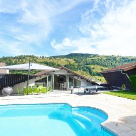 Bargkass - Vue montagne et piscine, hôtel à La Bresse