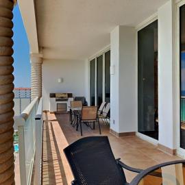 Beach Club #1804C