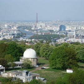 Paris & Versailles at your feet! Shared room in nice house, Hotel in Meudon
