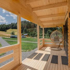 Górna Kudowa Domki Wypoczynkowe z balią, hotel in Kudowa-Zdrój