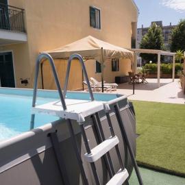 Casa Tiziana con ampio patio e parcheggio riservato