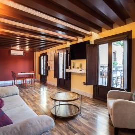 Alhambra-view apartment Plaza Nueva