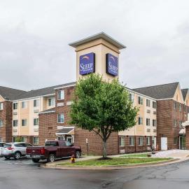 Sleep Inn & Suites Pittsburgh Airport: Imperial şehrinde bir otel