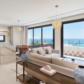 LIV Mackenzie Beach Suites Larnaca, hotel u gradu 'Larnaka'