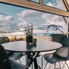Ostas Mājas, hotel em Engure