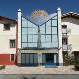 Hotel Ceretto, hotel em Busca