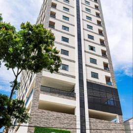 Flat lindo com piscina e linda vista da cidade, hotel in São Lourenço