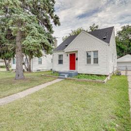 Pet-Friendly Southfield House w/ Ping-Pong Table!