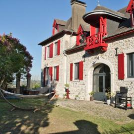 Les Tanalis - Chambres d'hôtes & Gîte, hotel em Gurs