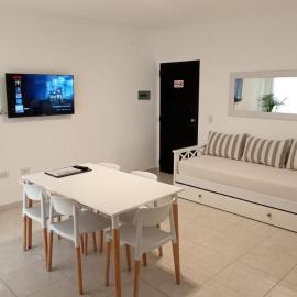 ALOJAMIENTO LA ESTACIÓN, hotel in Gualeguaychú