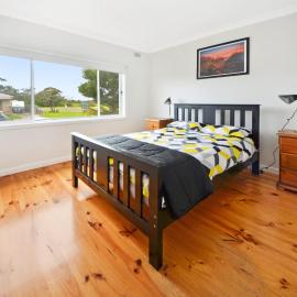 Hook, Wine & Linger on Learmonth