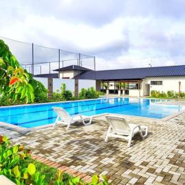 NUEVA Hermosa casa vía Samborondón Coliving Ecuador, hotel a Guayaquil