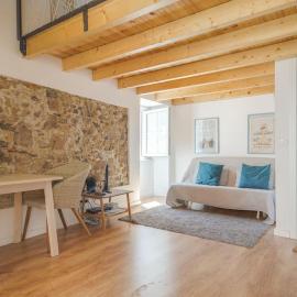 Classic Lisbon Homes: Bright & Central in Belém, hotel i Lissabon