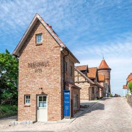 Apart Hotel Wasserturm, hotel v mestu Bad Segeberg