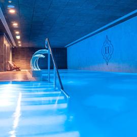 E1 Suites & Spa aparthotel style - Gym & Spa, khách sạn ở Gibraltar
