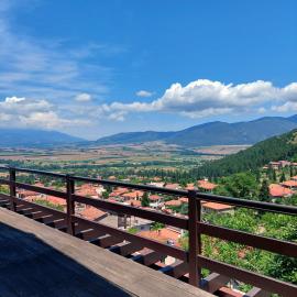 PS Attic Polydrosos - PS Rental, ξενοδοχείο στο Πολύδροσο