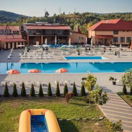 ILLARA SPA Hotel, ξενοδοχείο σε Irshava