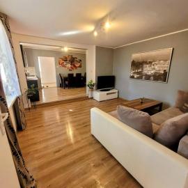 Apartament MariaNova 100m2 Zabrze Pawłów, hotel in Zabrze