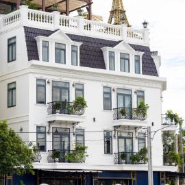 Paris Hotel & Cafe, hotel v mestu Vĩnh Long
