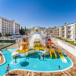 Globales Playa Estepona, hotel en Estepona