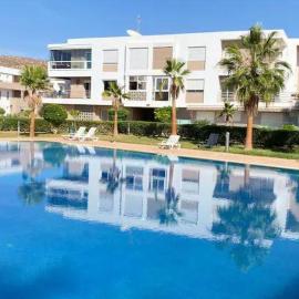 Appartement avec piscine taghazout imi Ouaddar, Hotel in Imi Ouaddar