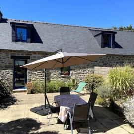Charmant Penty Breton, entre terre et mer, Tregunc, hotel em Trégunc