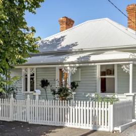 Tranquil Launceston Getaway - You'll fall in love!, hotel in Launceston