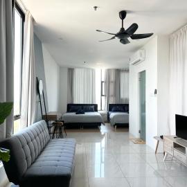 ITCC Manhattan by StayIn 5-6pax