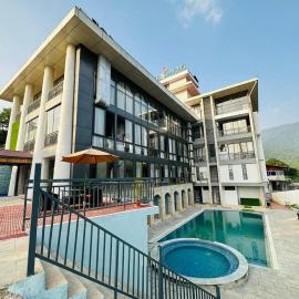 Heṭauḍā में, होटल Hotel Smarak