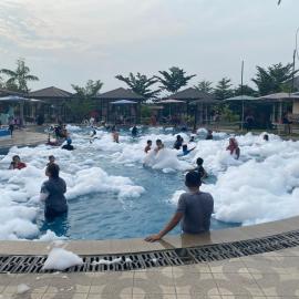 Dna Fun Zone Pekanbaru, hotell i Pekanbaru